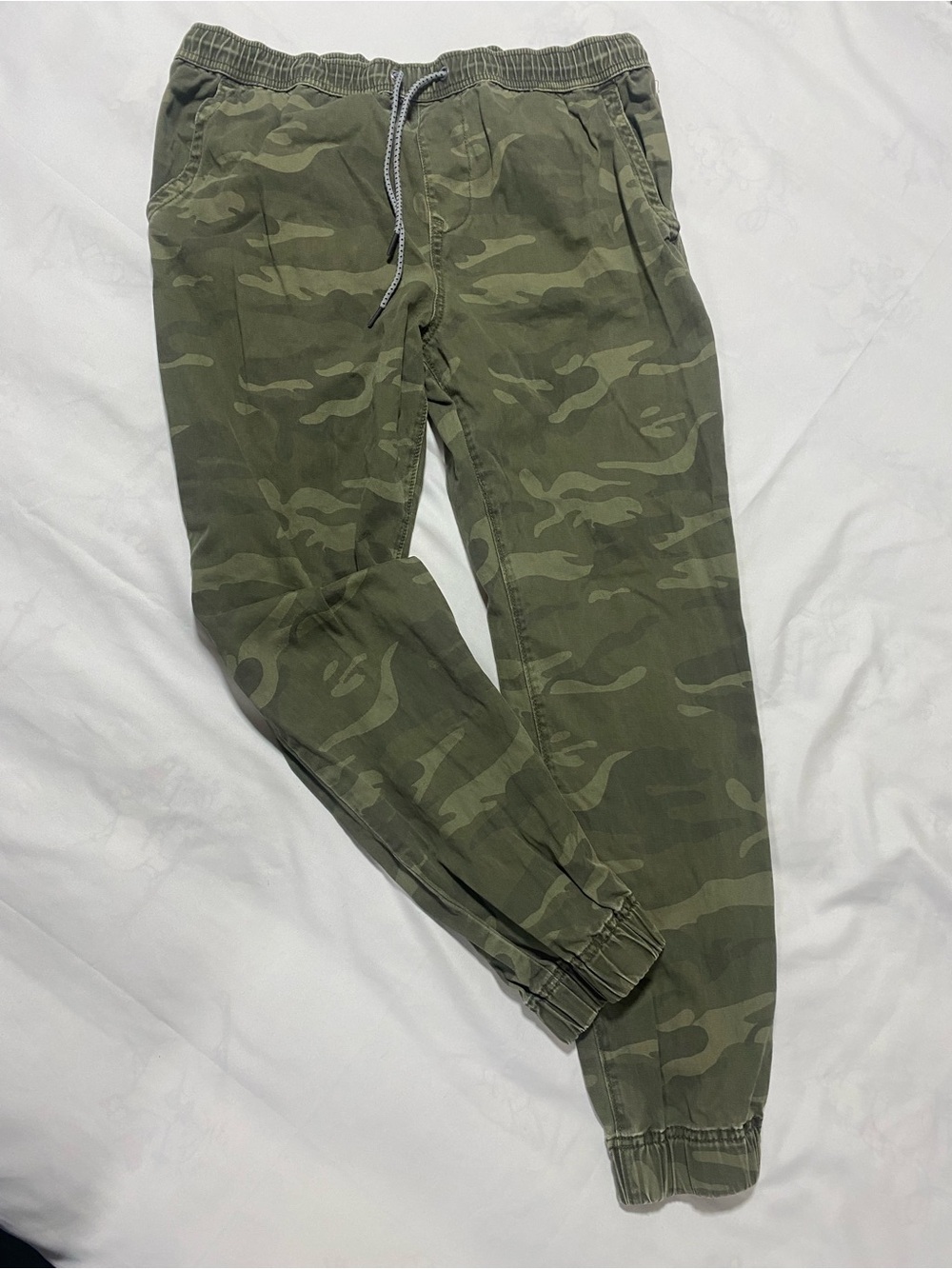 Aeropostale Men's Camo Jogger pants - Olive Green - Picture 3 of 13
